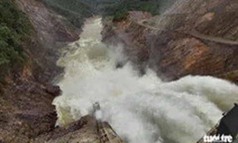 Thủy điện Thượng Nhật ‘bất tuân’ lệnh: Tỉnh và bộ đề nghị lẫn nhau về ‘tước giấy phép’