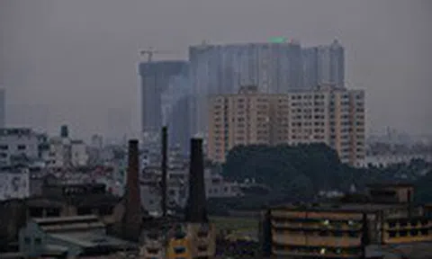 Hà Nội ô nhiễm: nên hạn chế ra ngoài buổi đêm và sáng sớm