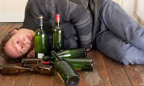 Con người sẽ mất cảnh giác sau khi uống rượu?