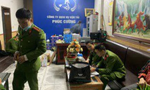Vụ tài xế xe khách bị hành hung: Bắt giám đốc Công ty Phúc Cường, lộ cả 'kho' đao kiếm