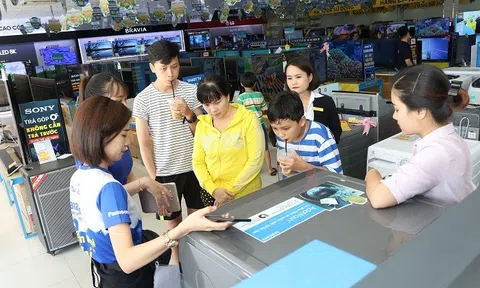 HIẾM CÓ KHÓ TÌM: ĐIỆN MÁY XANH GIẢM GIÁ ĐẾN 50% NHÂN DỊP SINH NHẬT LẦN THỨ 15