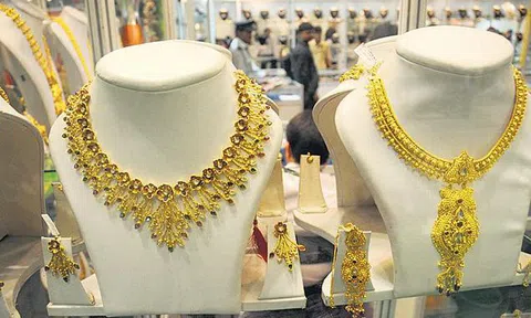 Giá vàng hôm nay 25/3: Đêm biến động chưa từng có của giá vàng