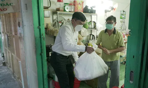 Người có hoàn cảnh khó khăn ấm lòng trong mùa đại dịch