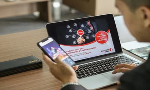 Nỗ lực giảm phí dịch vụ của ngân hàng gặp khó