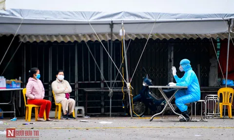 Bộ Y tế đề nghị tất cả những ai đến chợ hoa Mê Linh liên hệ ngay với cơ quan y tế    1