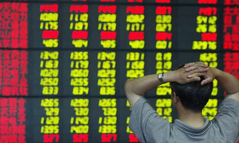 Dow Jones mất gần 600 điểm khi giá dầu rớt kỷ lục