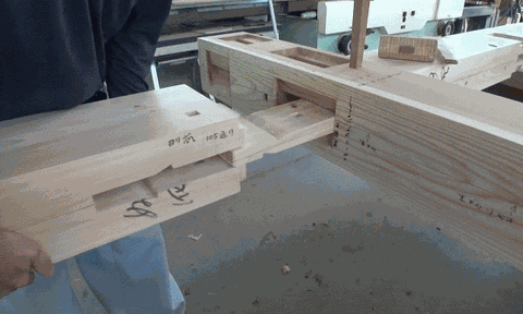 Clip: Độc đáo kỹ thuật dựng nhà không cần đinh của người Nhật