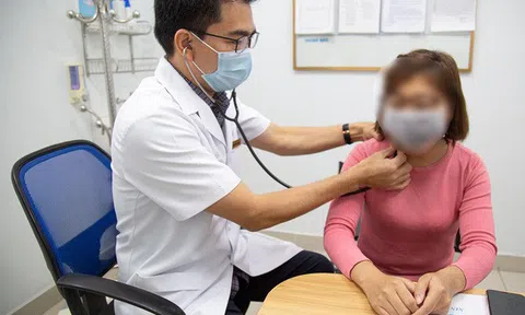 Mắc chứng viêm động mạch Takayasu hiếm gặp lại ngỡ thoái hóa khớp...