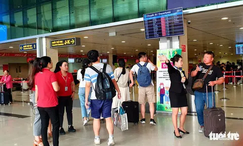 TP.HCM: Người nhập cảnh trên 14 ngày phải cách ly 6 ngày