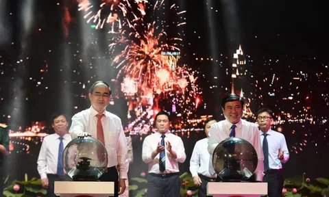 Bí thư Nguyễn Thiện Nhân: ‘Càng khó khăn càng phải thi đua"