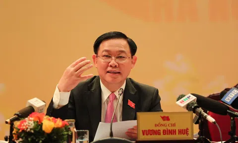 Bí thư Hà Nội Vương Đình Huệ: ‘Ít nhất mỗi năm khám sức khỏe định kỳ cho công dân một lần’